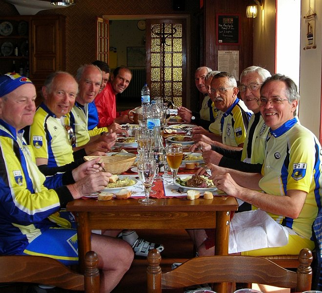 2011-05-12 18 St Aignan Restaurant des Pecheries.JPG